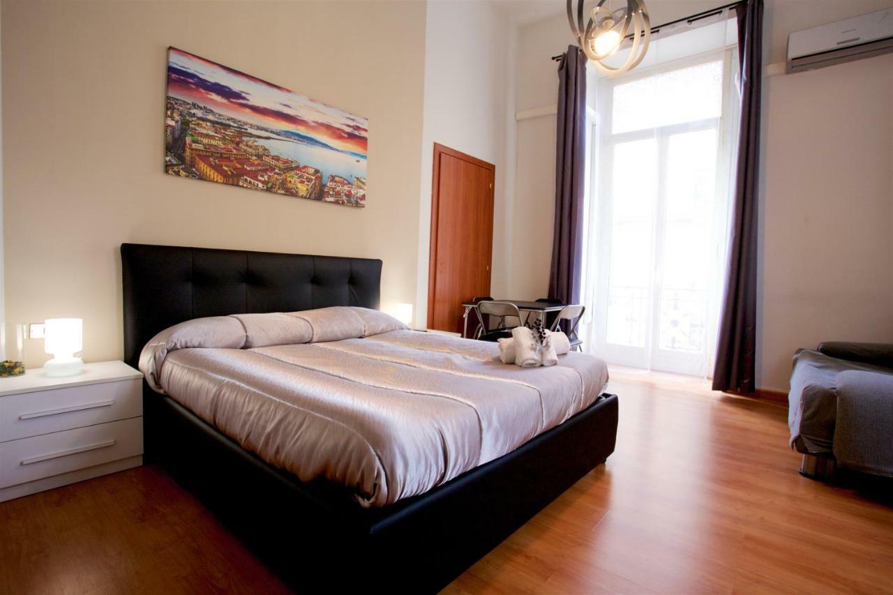 Metronapoli Bed and Breakfast Εξωτερικό φωτογραφία
